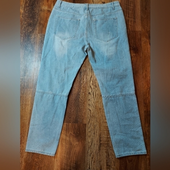 Shein. Destressed jeans XL - Picture 9 of 15